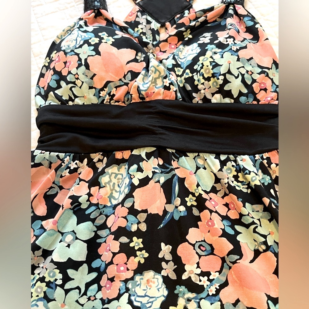 Candie's Floral Top with Black and Pink and orange Hues - Picture 2 of 6